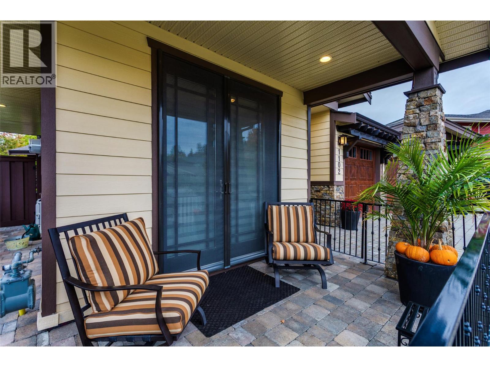 Picture for 1102 Glenview  Court