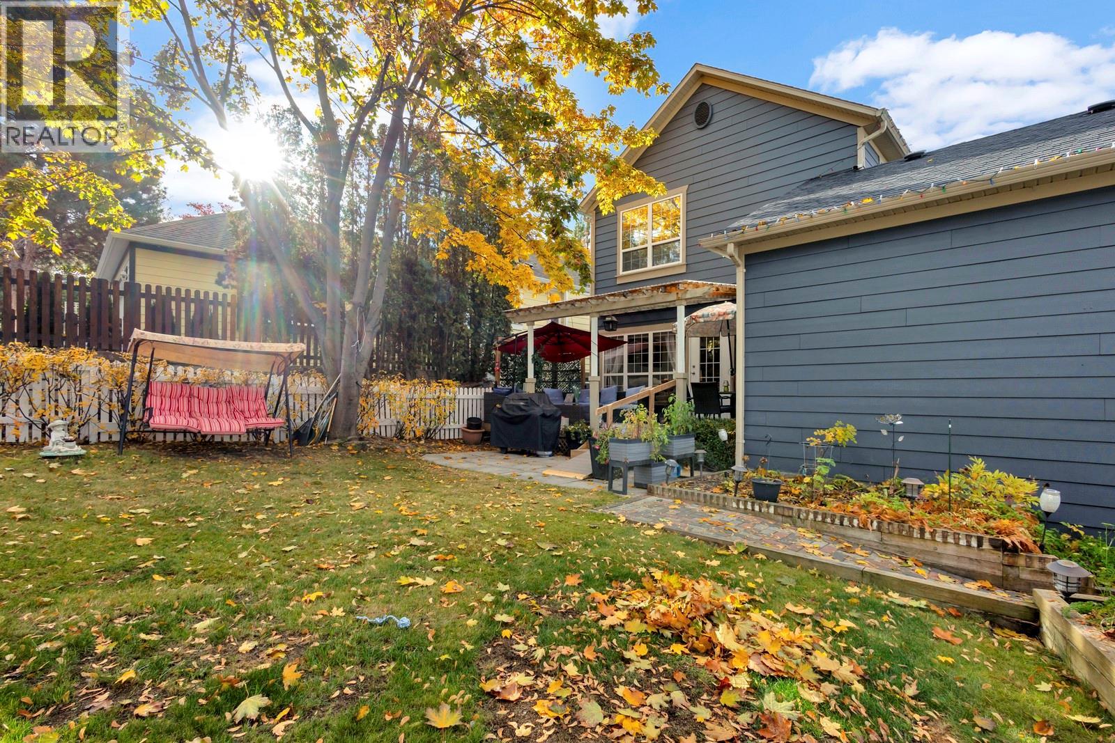 Picture for 393 McCarren  Avenue