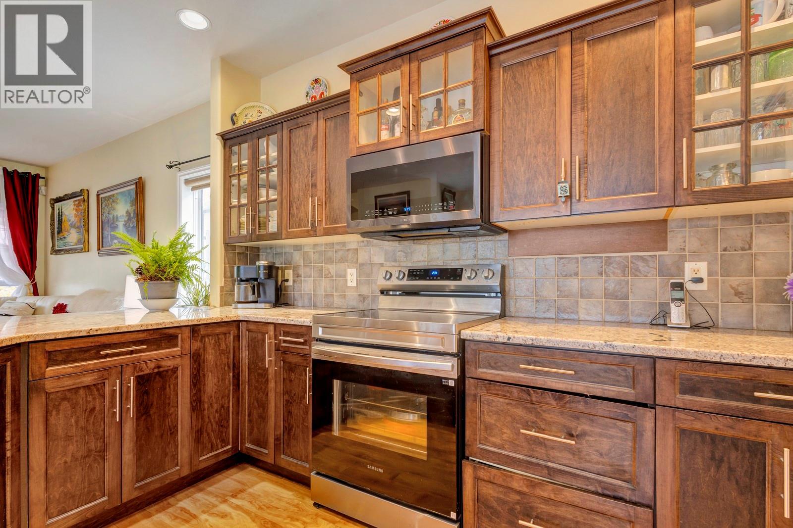 Picture for 393 McCarren  Avenue