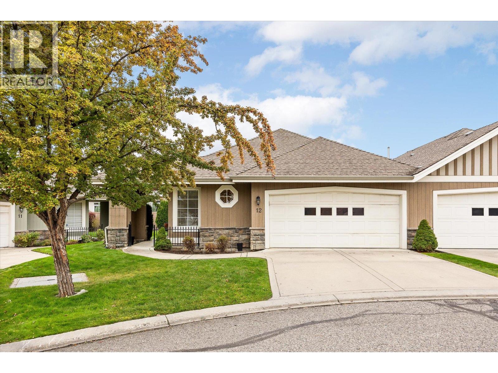 Picture for Unit #12, 680 Valley  Road https://www.cirrealty.ca/reb/bc/3/10366753_30.jpg