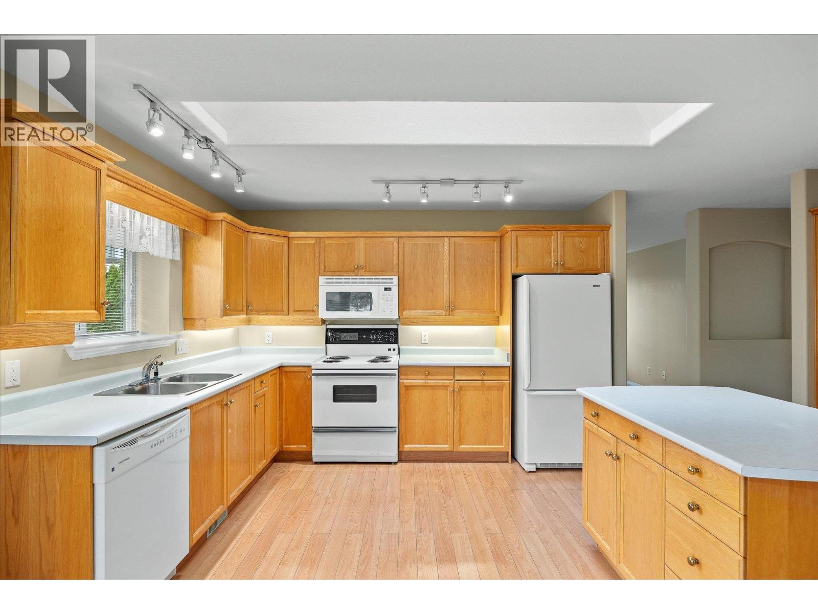 Picture for Unit #12, 680 Valley  Road