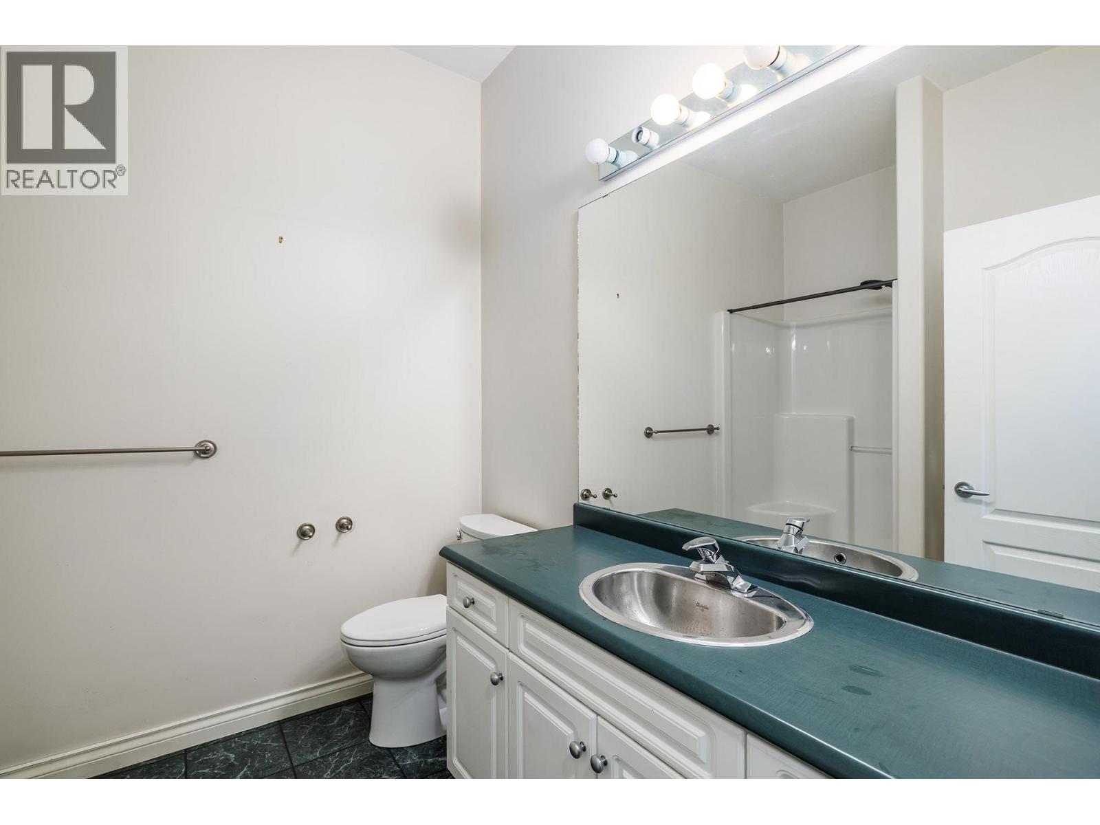 Picture for 4323 Bedford  Lane https://www.cirrealty.ca/reb/bc/3/10366833_20.jpg