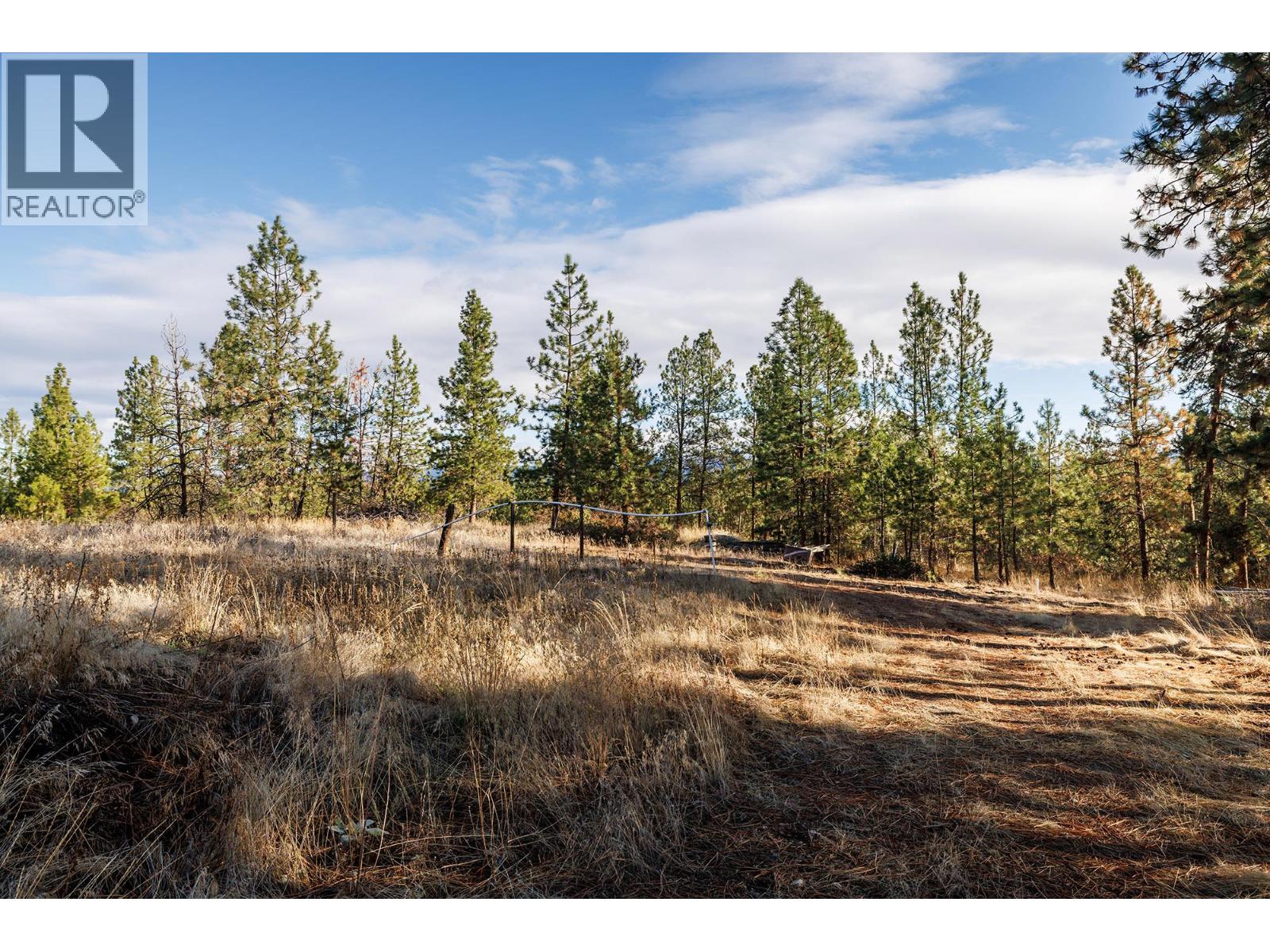 Picture for 4323 Bedford  Lane https://www.cirrealty.ca/reb/bc/3/10366833_30.jpg