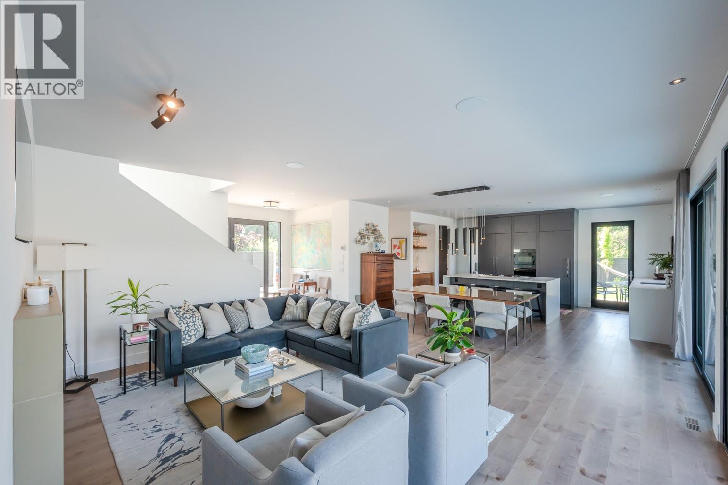 Picture for 681 Vancouver  Avenue