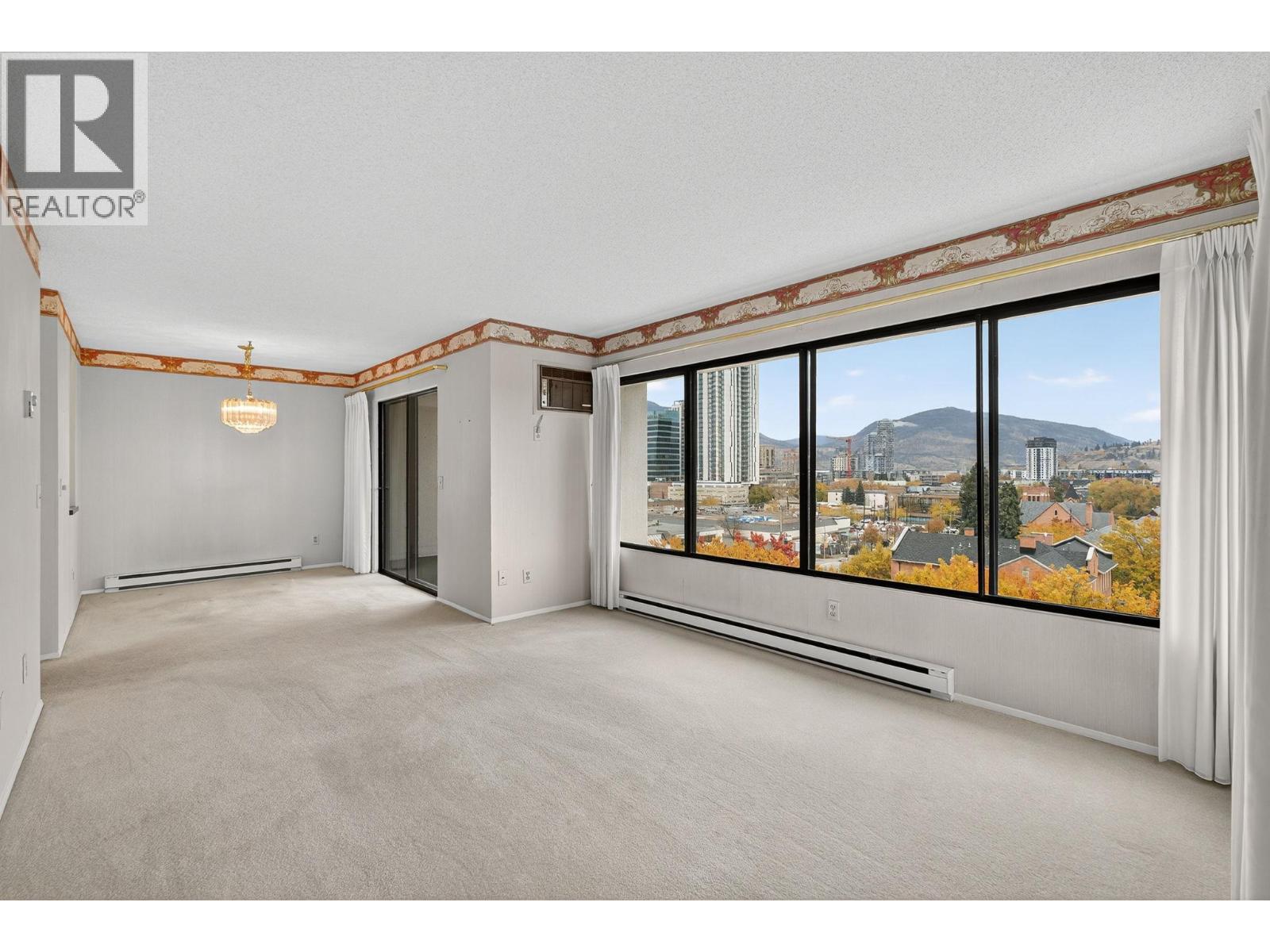 Picture for Unit #905, 737 Leon  Avenue