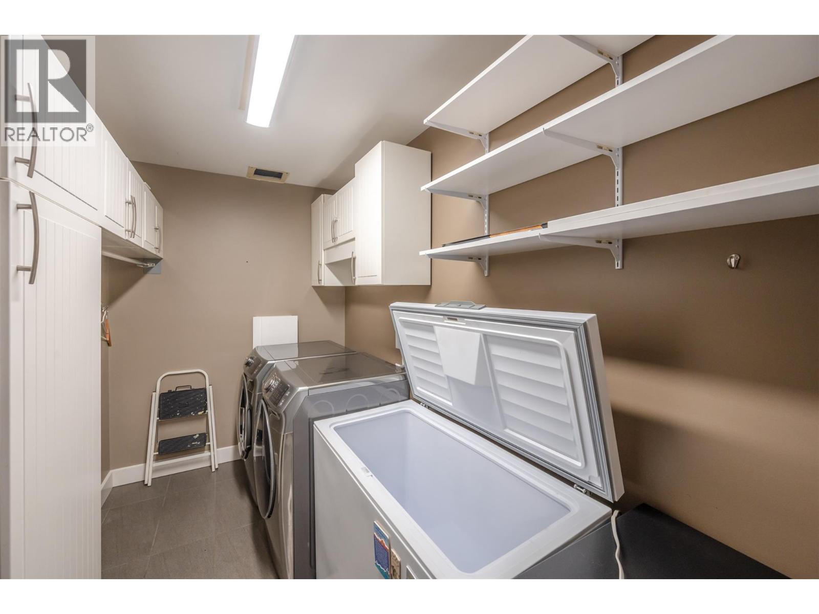 Picture for Unit #204, 737 Leon  Avenue