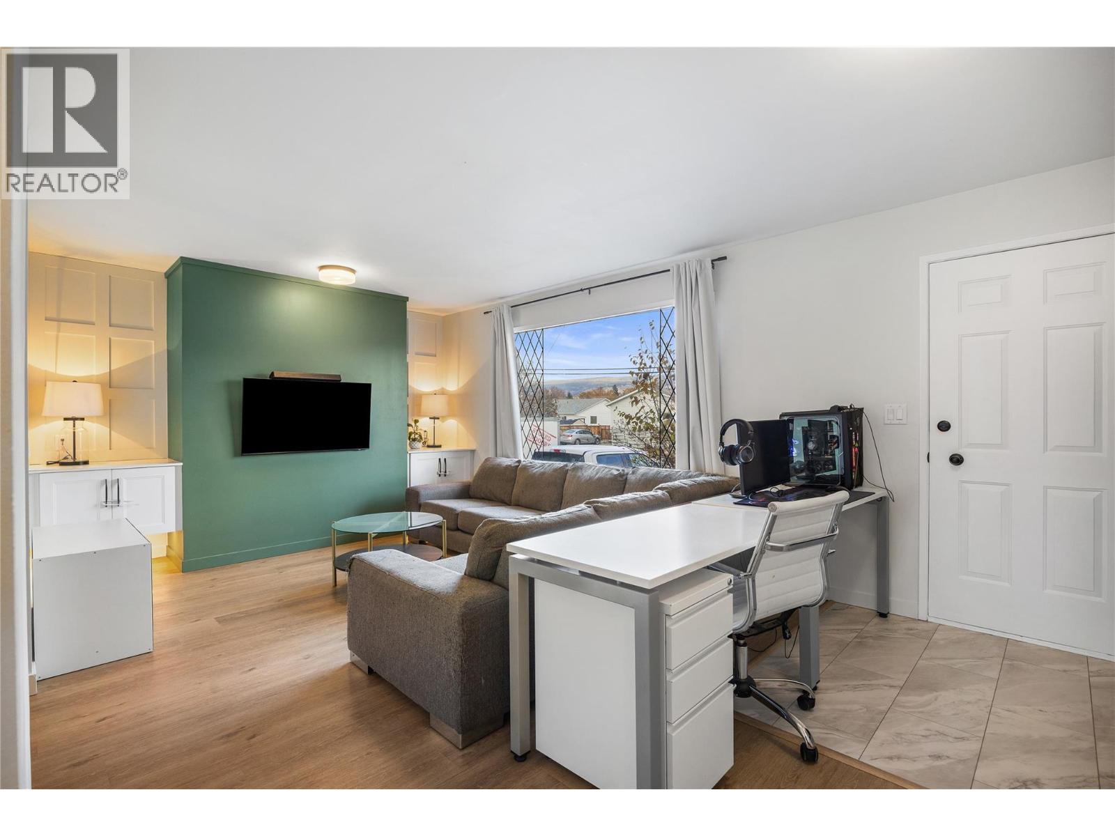 Picture for 470 Gerstmar  Road