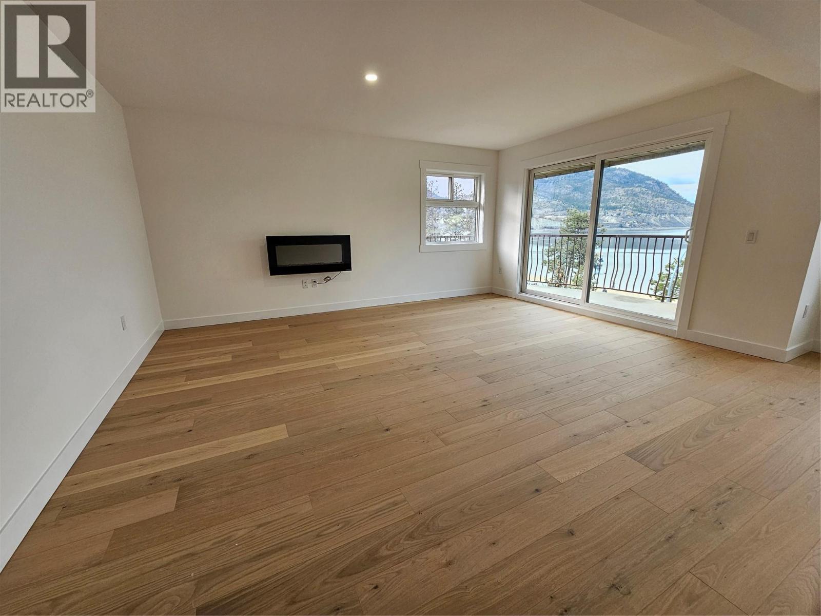 Picture for Unit #402, 578 Lakeshore  Drive