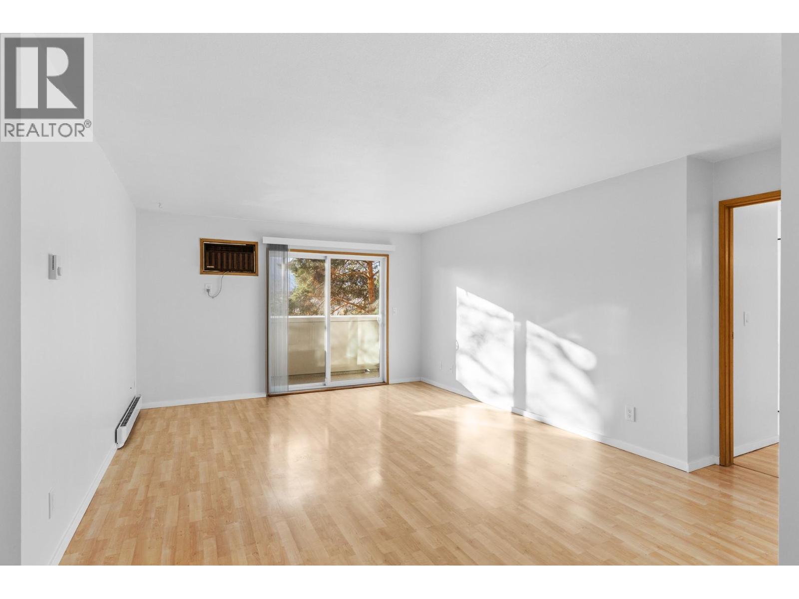 Picture for Unit #201, 3180 De Montreuil  Court