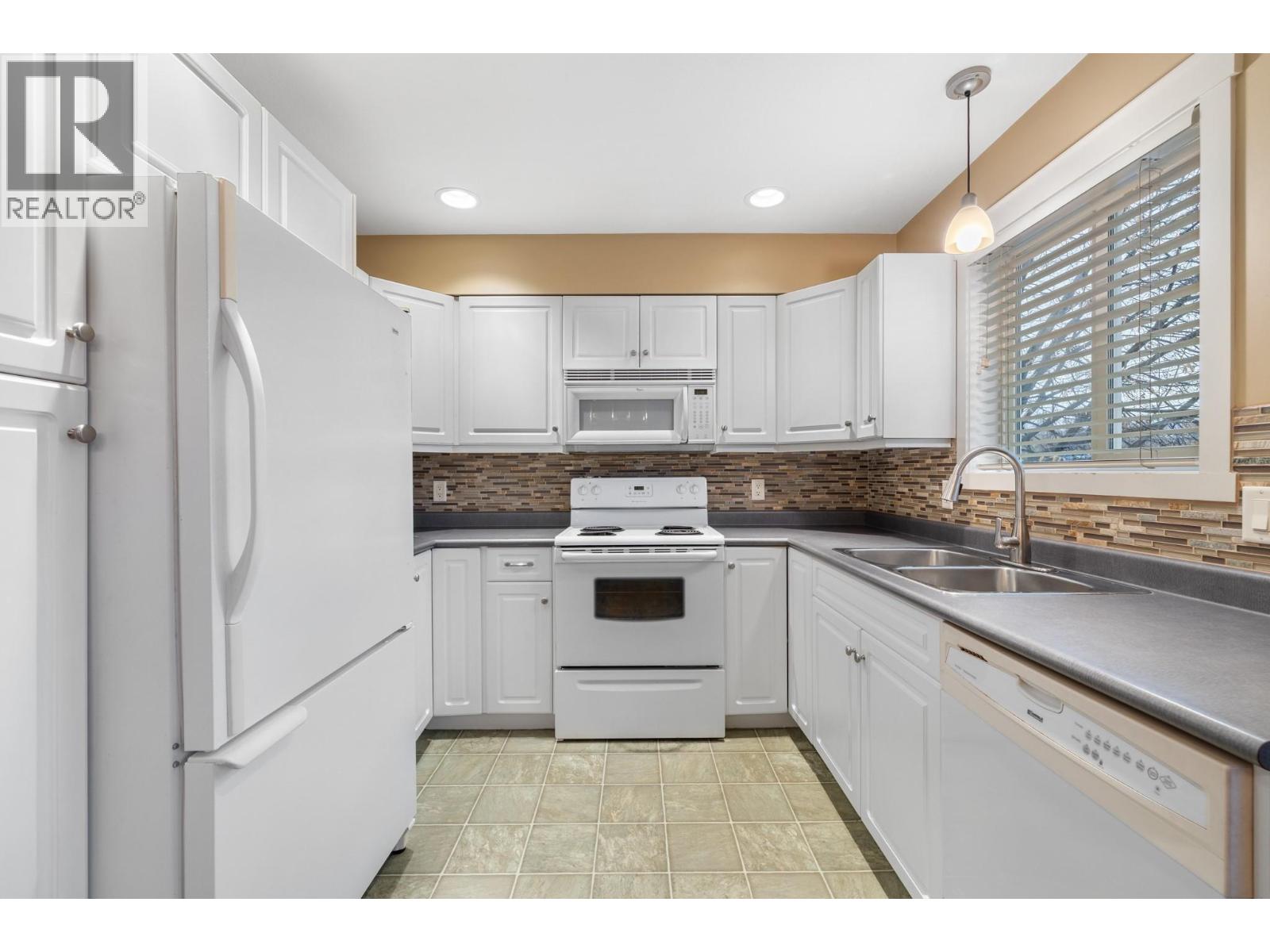 Picture for Unit #6, 124 Mills  Road