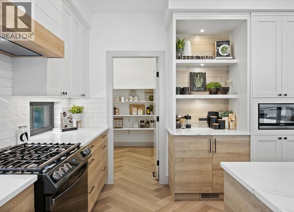 Picture for 1062 Emslie  Street