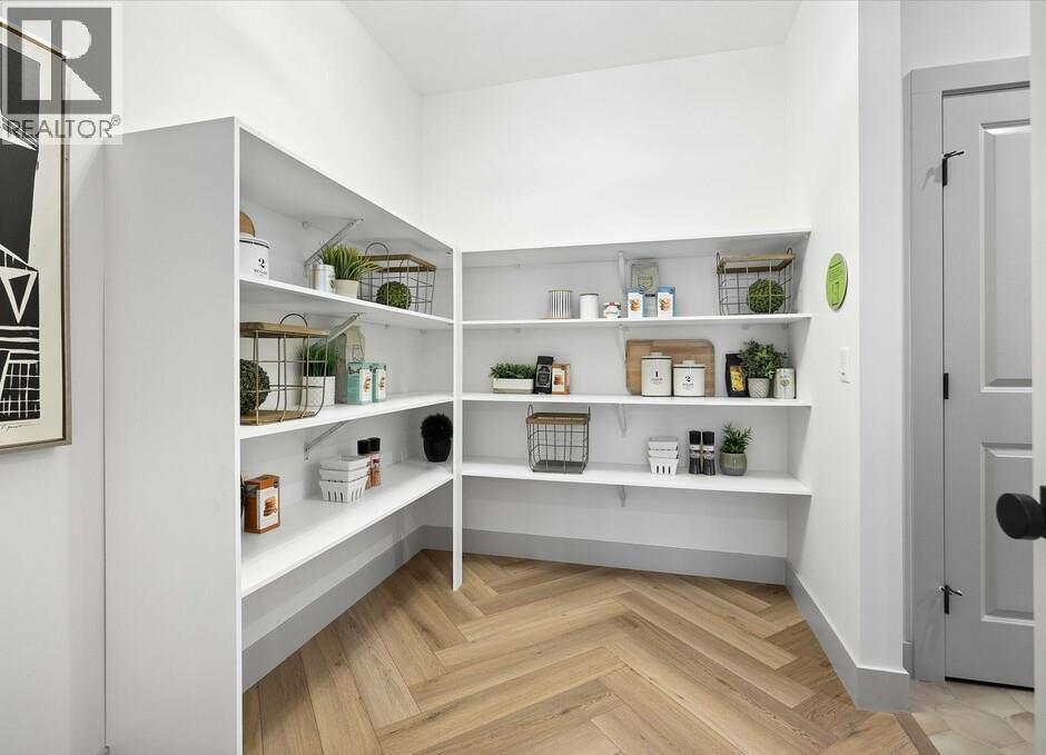 Picture for 1062 Emslie  Street