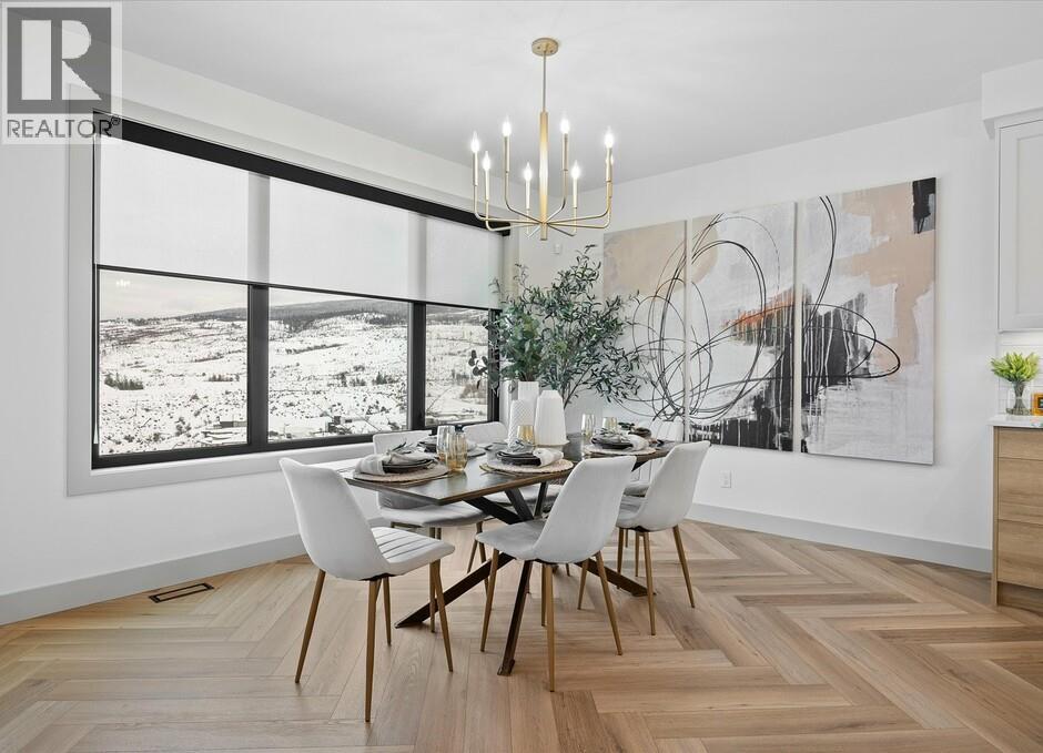 Picture for 1062 Emslie  Street