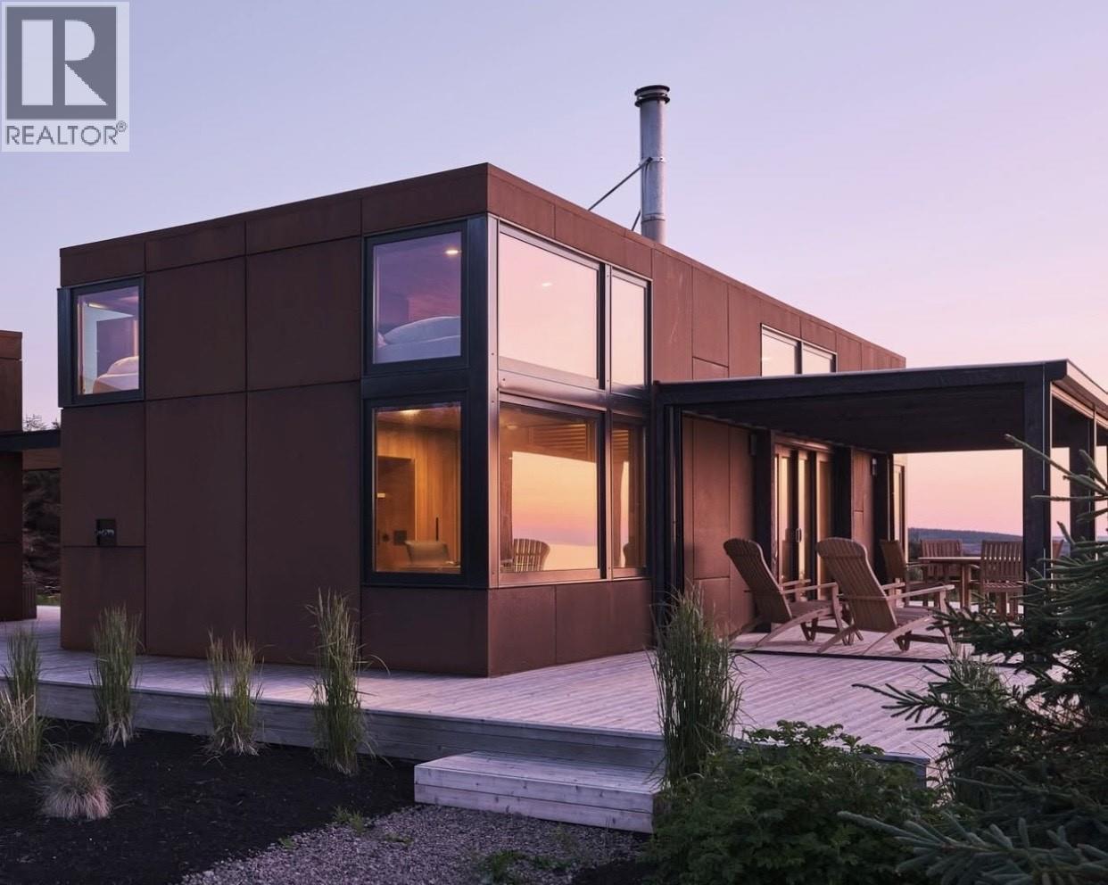 Picture for 2400 KOOTENAY RD NO 3  Road