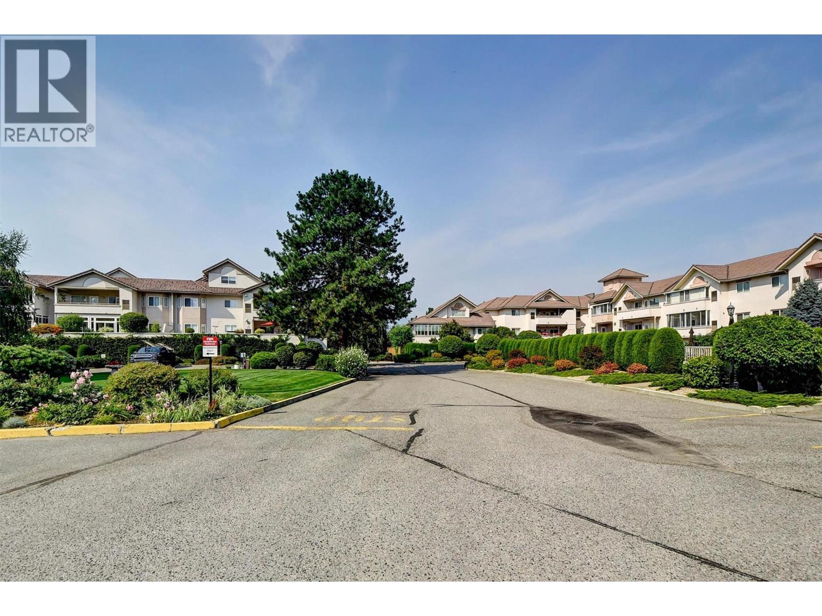 Picture for Unit #202, 2300 Benvoulin  Road