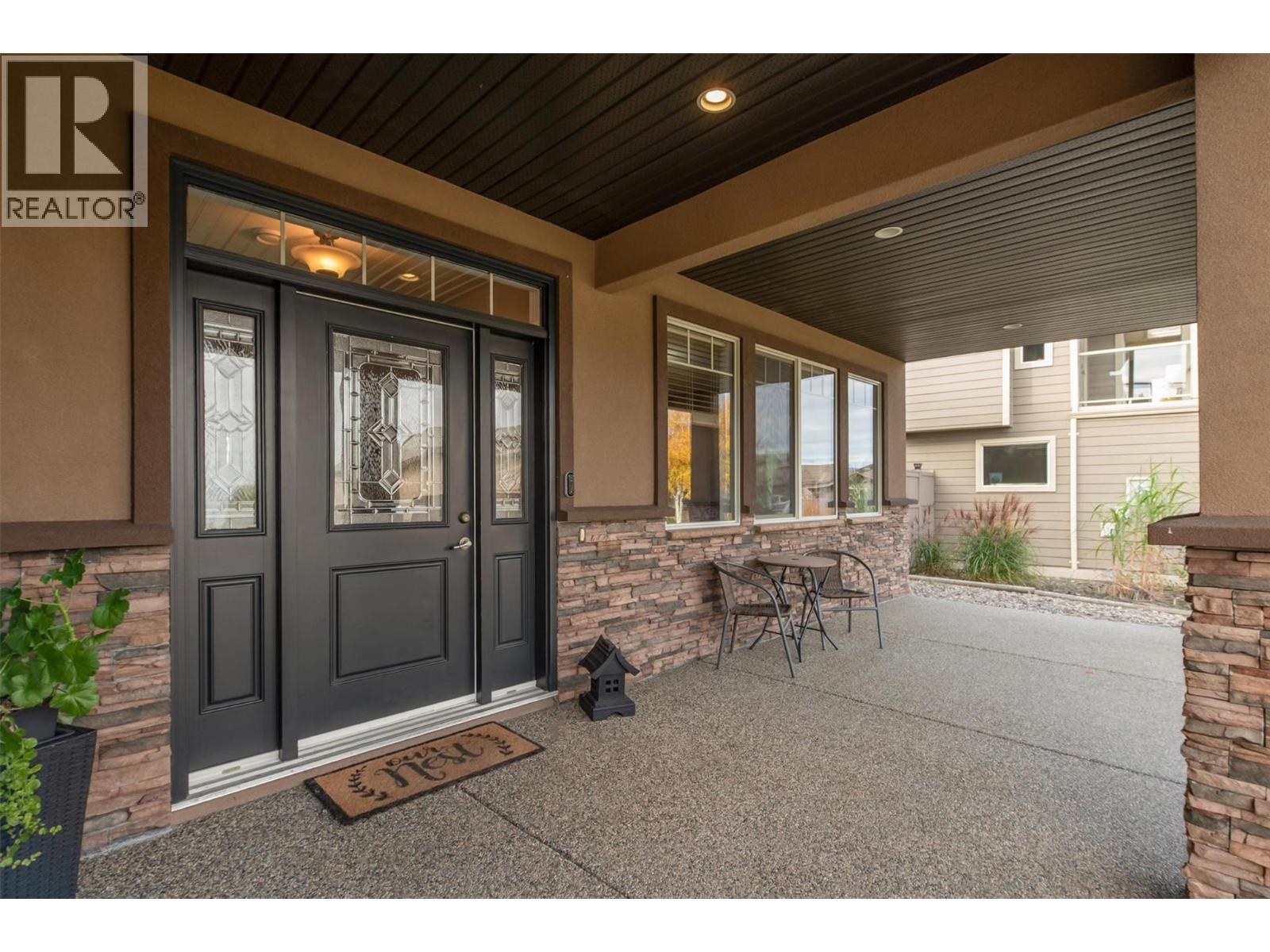 Picture for 737 Kuipers  Crescent