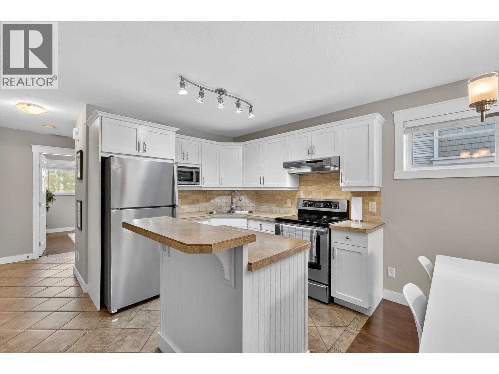 Picture for Unit #109, 1390 Dilworth  Crescent