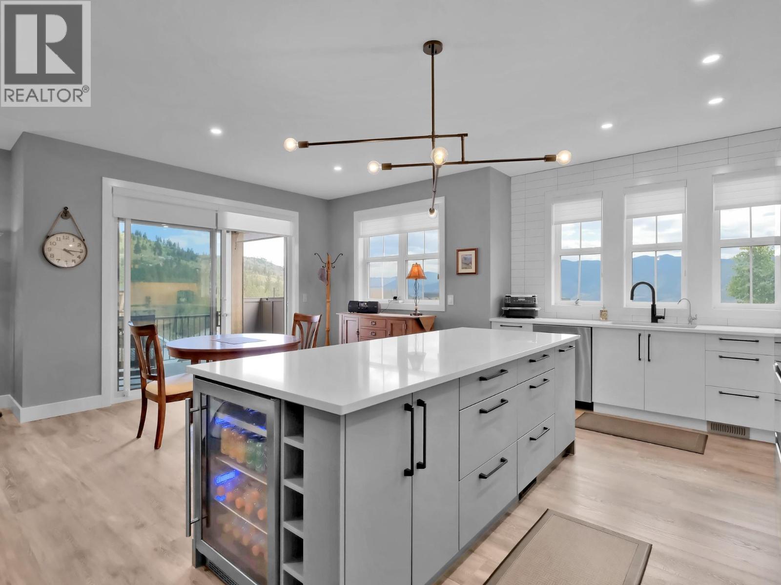 Picture for 1940 HARRIS  Drive