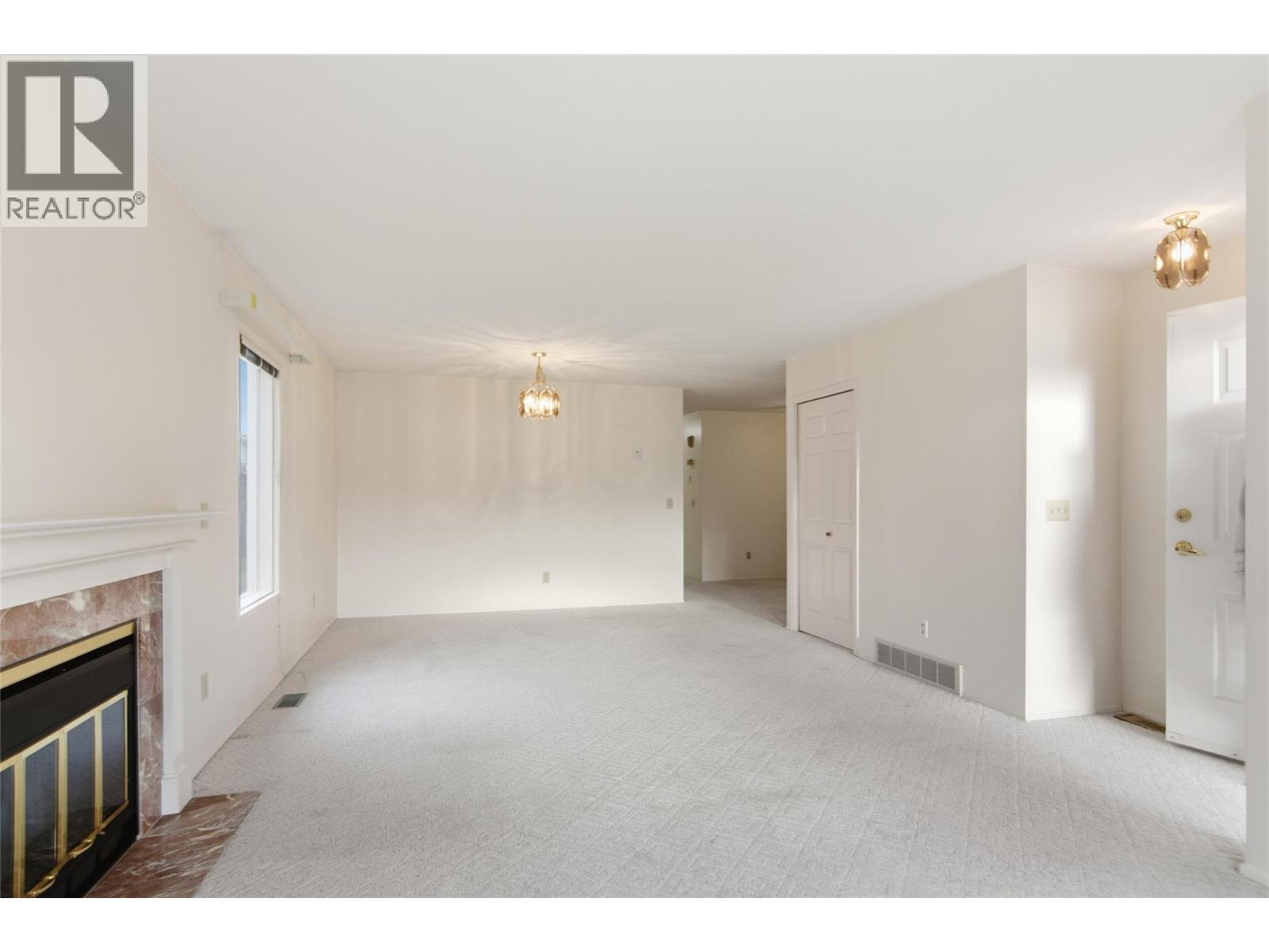 Picture for Unit #402, 1260 Raymer  Avenue