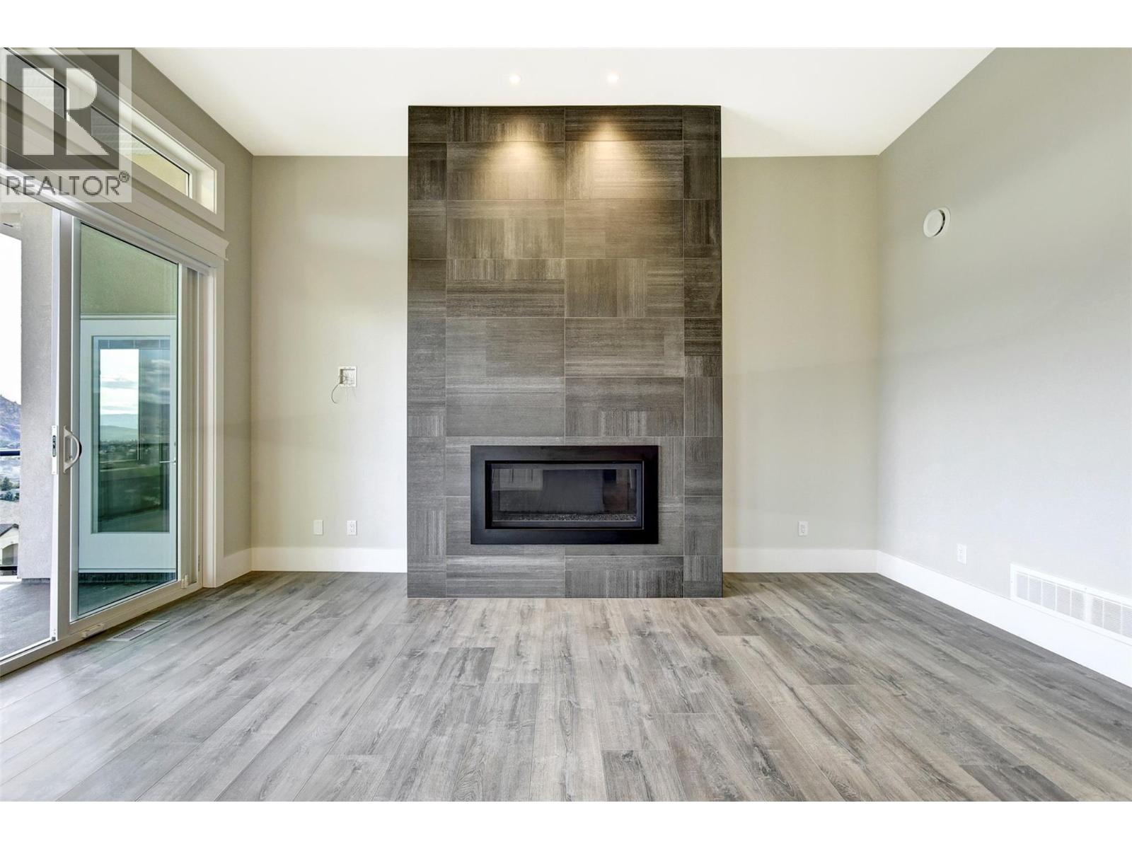 Picture for 1051 Aurora  Heights