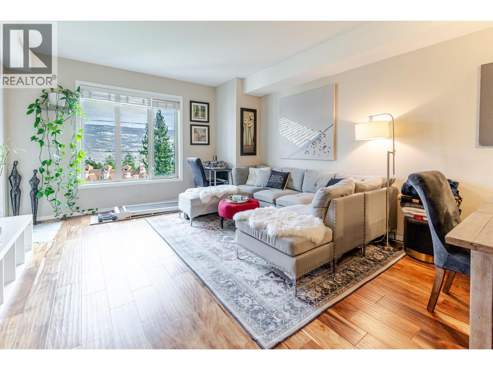 Picture for Unit #1516, 1875 Country Club  Drive