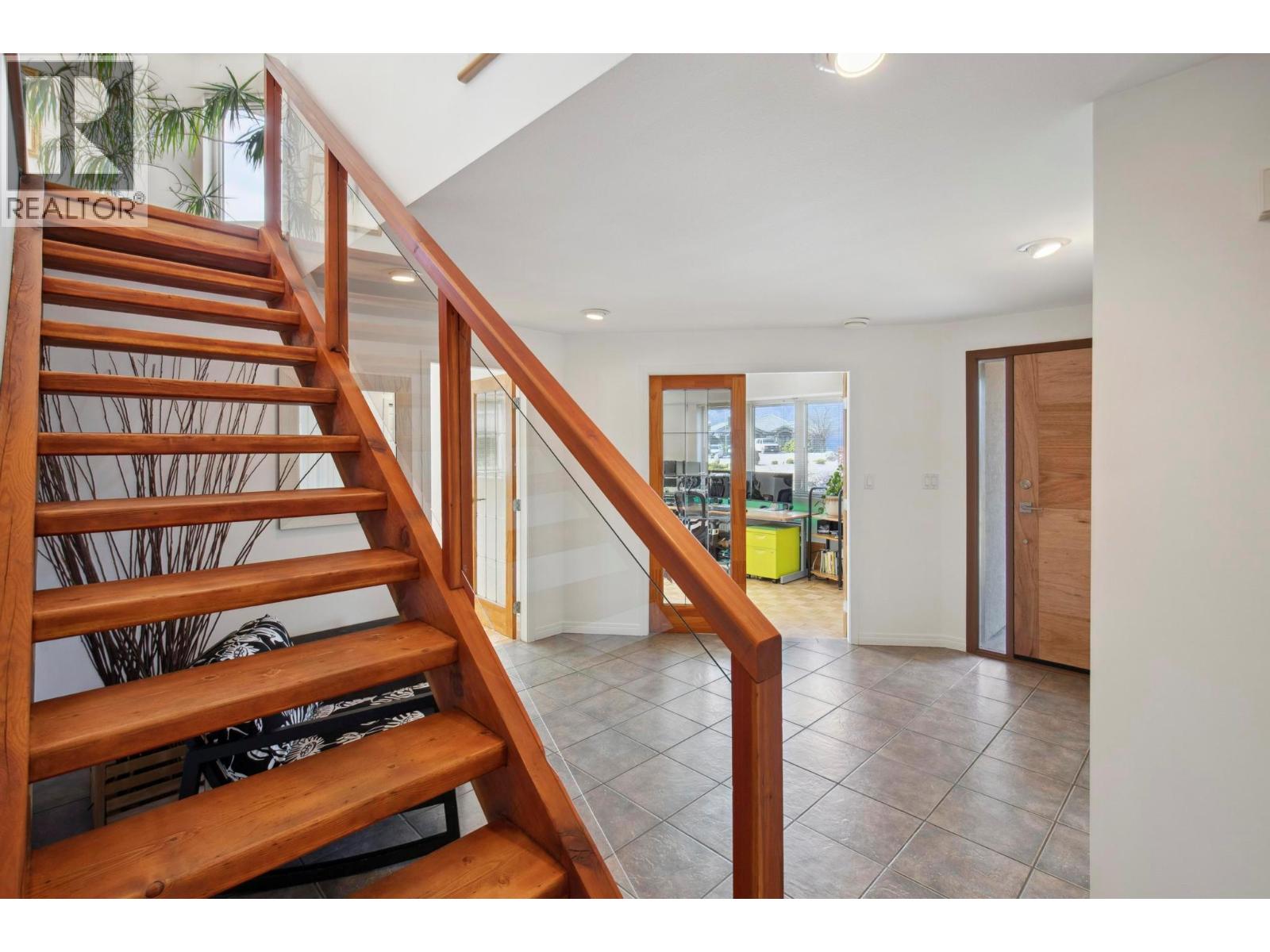 Picture for 183 Magic  Drive