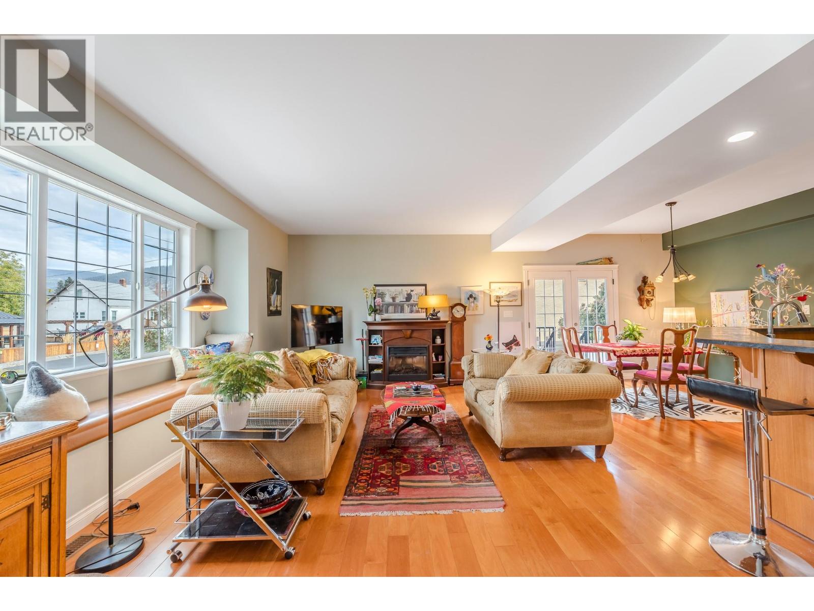 Picture for Unit #101, 168 Regina  Avenue