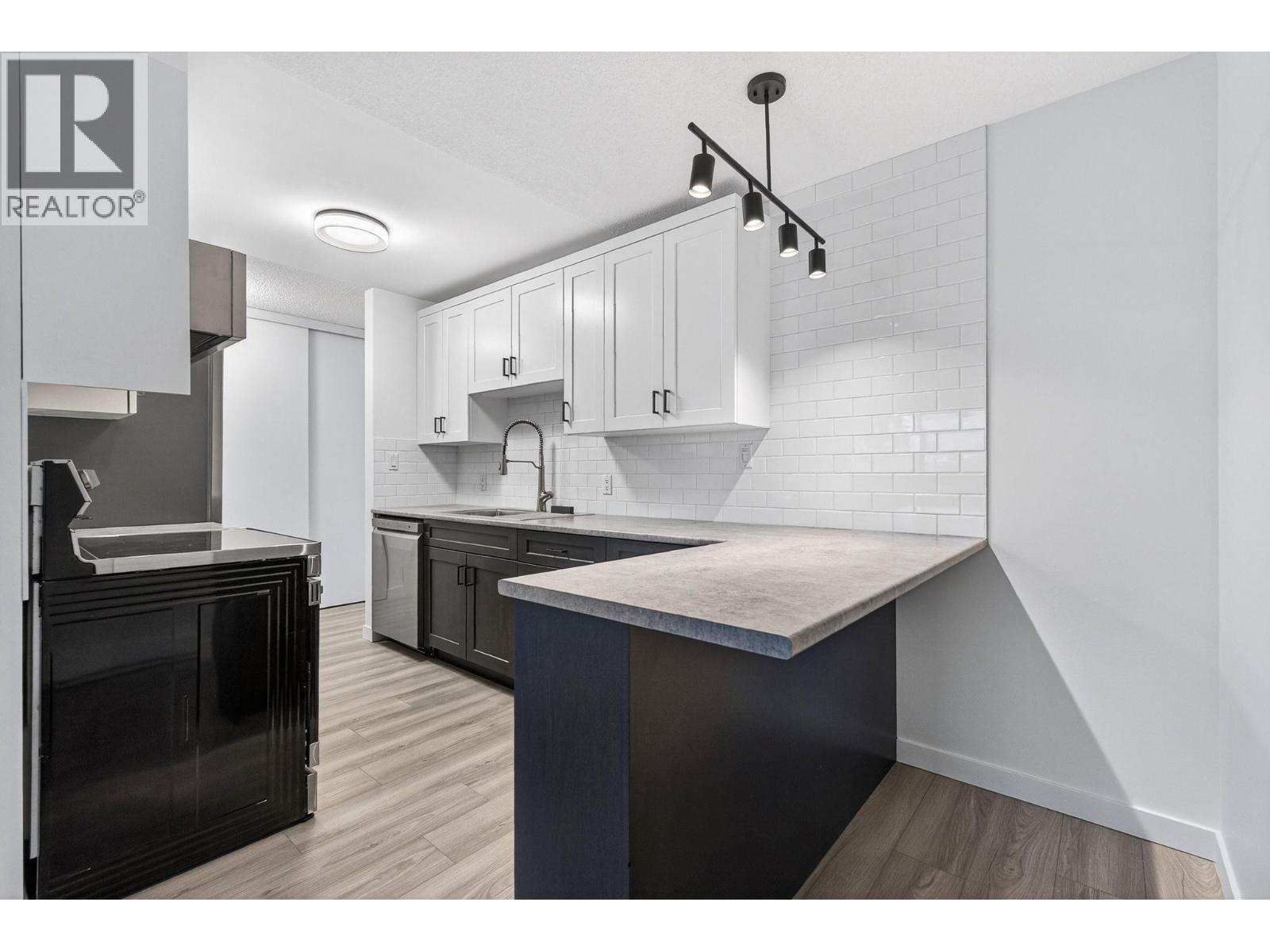 Picture for Unit #247, 715 Leathead  Road