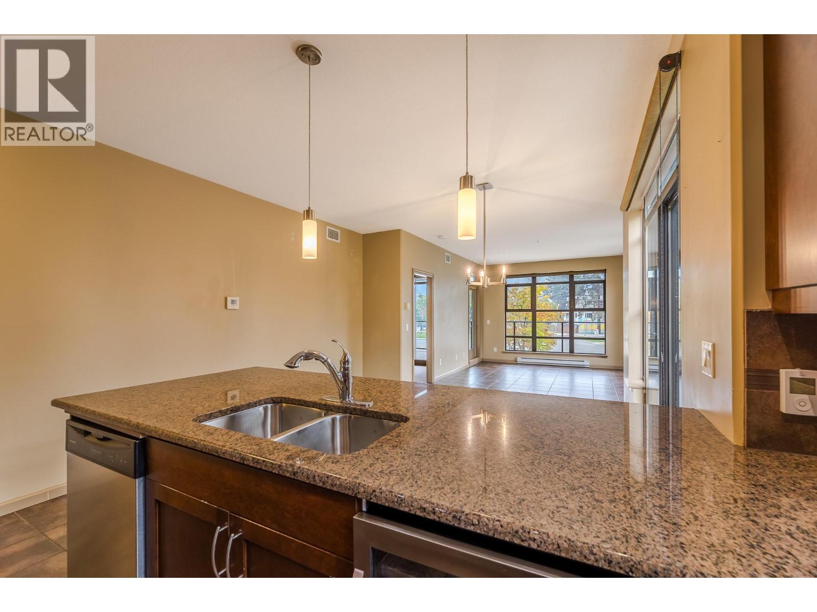 Picture for Unit #204, 3589 Skaha Lake  Road