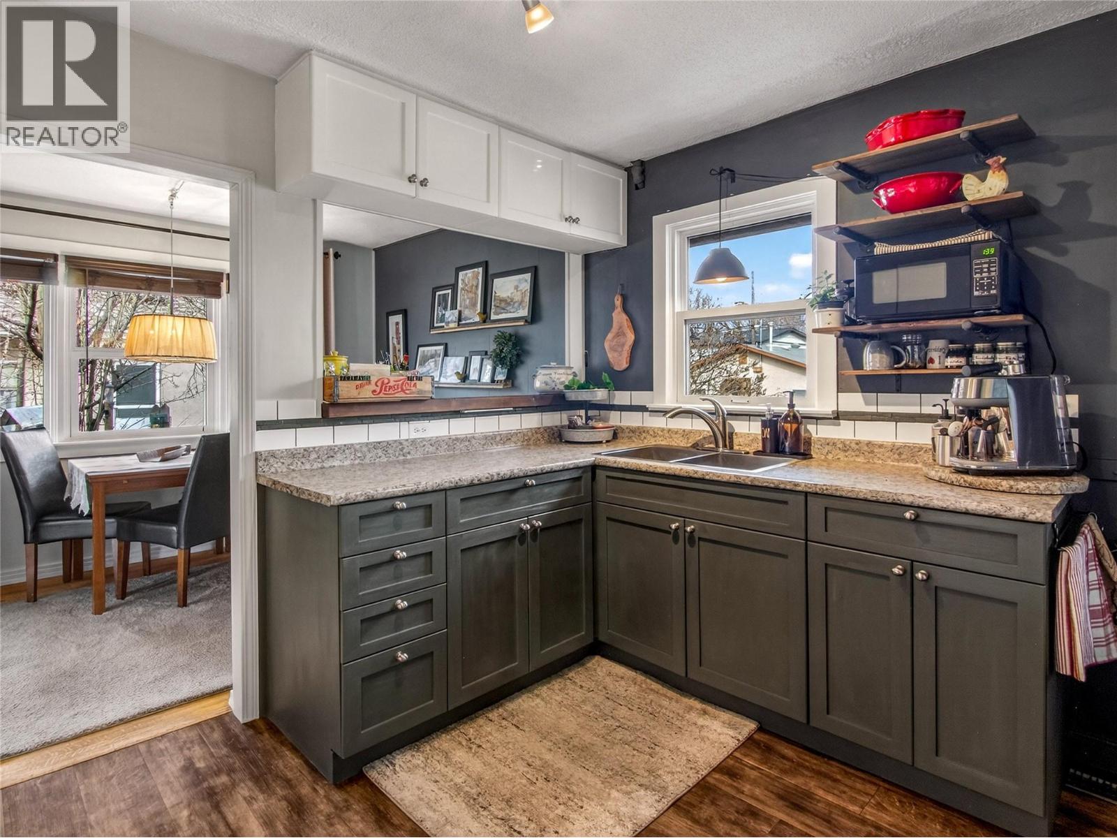 Picture for 413 Conklin  Avenue