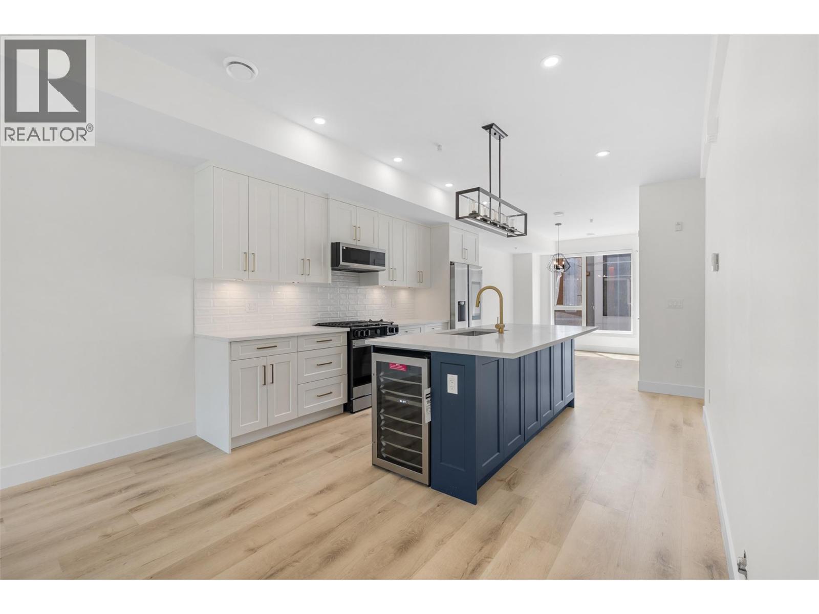 Picture for Unit #25, 1975 Shannon Lake  Road