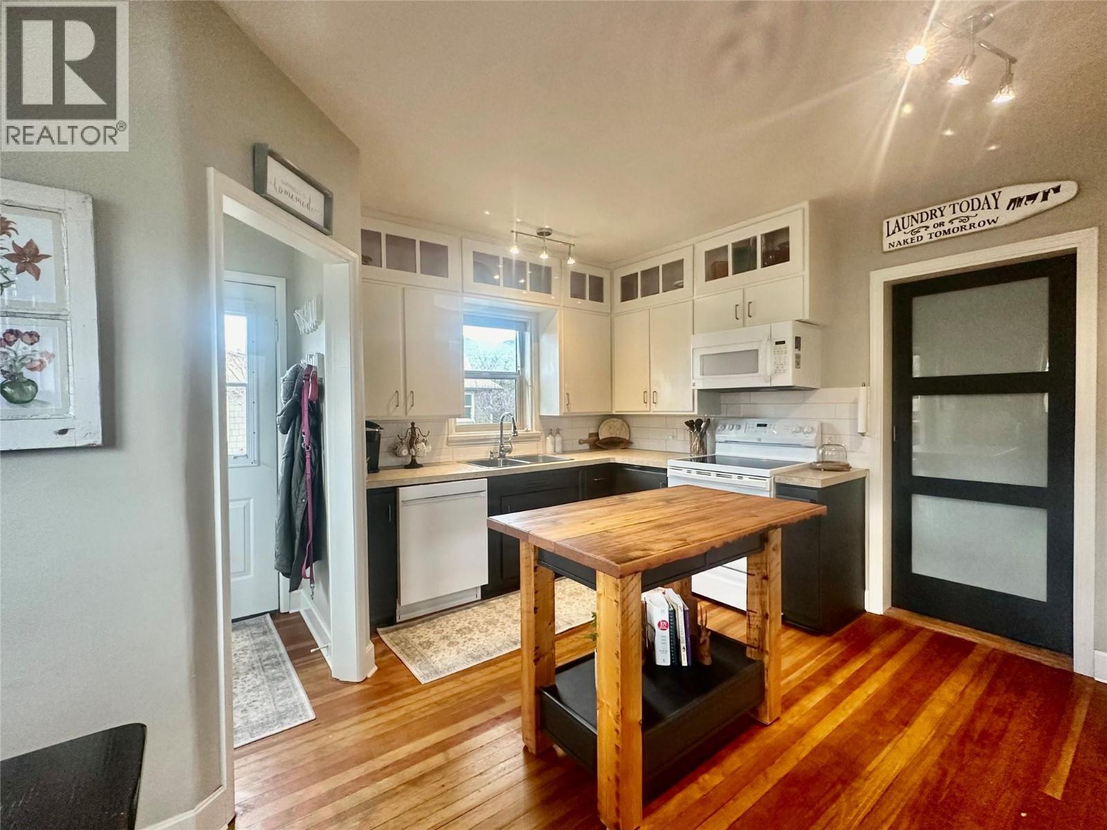 Picture for 8704 72ND  Avenue