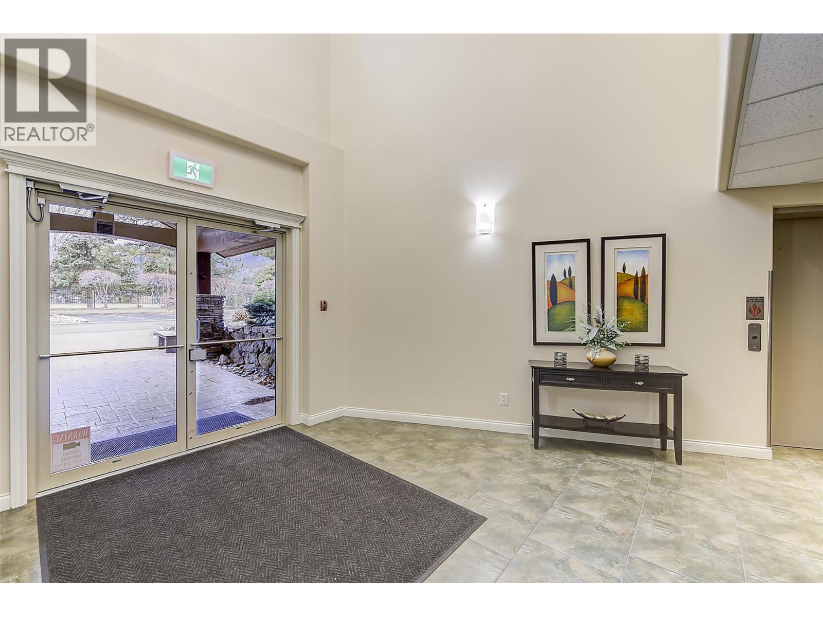 Picture for Unit #101, 2760 Auburn  Road