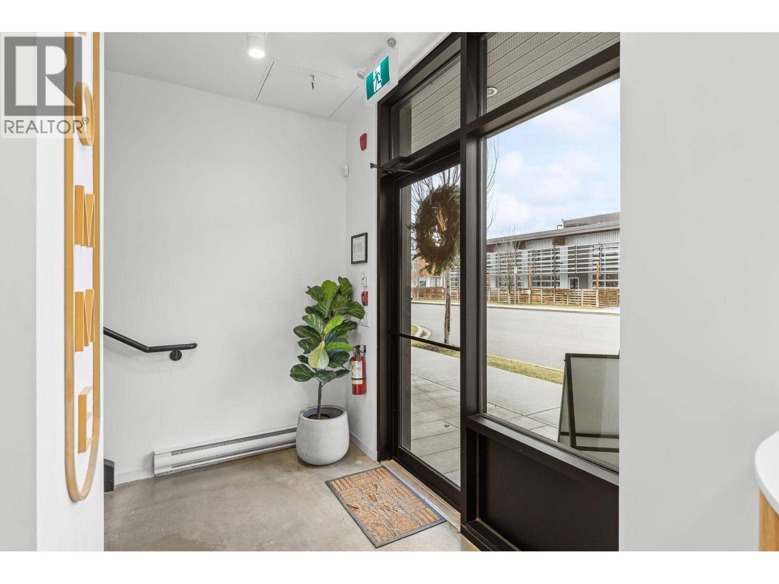 Picture for Unit #103, 815 Vaughan  Avenue