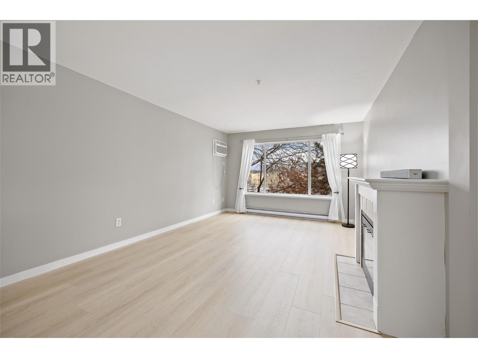 Picture for Unit #306, 686 Lequime  Road