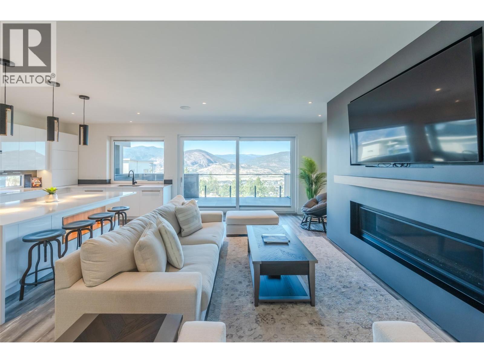 Picture for 2776 Hawthorn  Drive