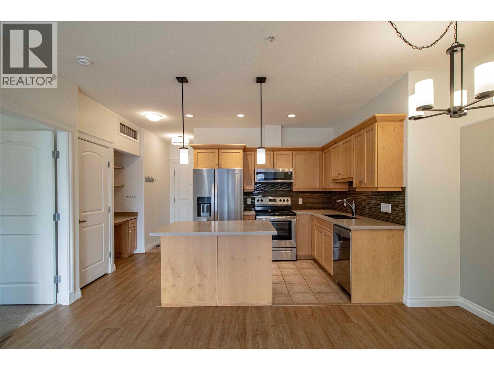 Picture for Unit #307, 3313 Wilson  Street