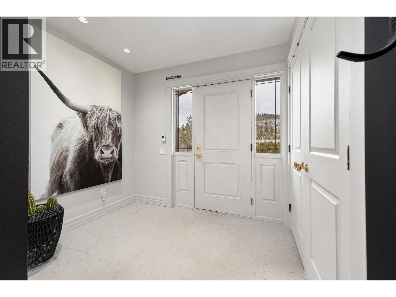 Picture for 1492 Forest  Avenue