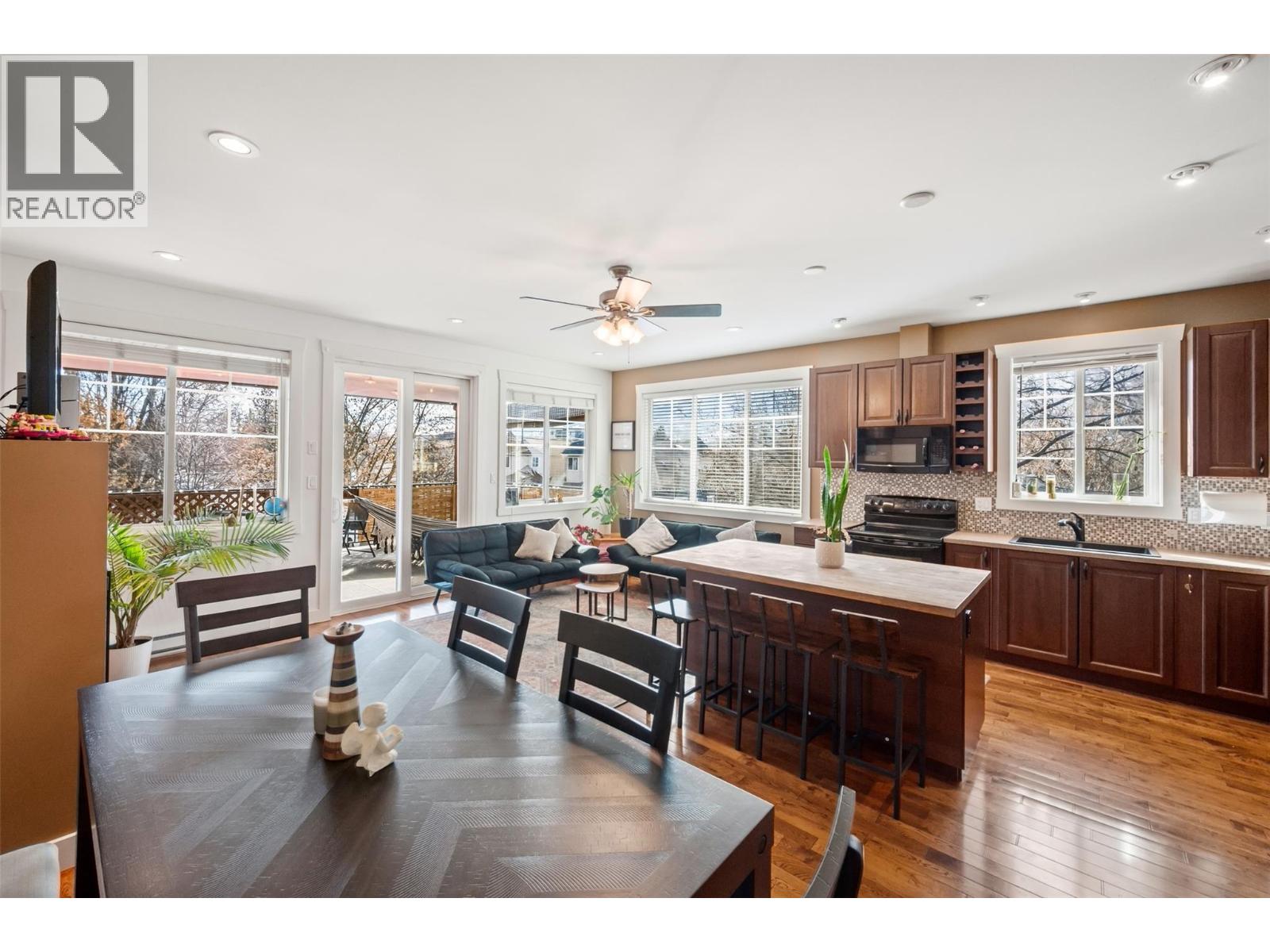 Picture for Unit #102, 598 WADE  AvenueW