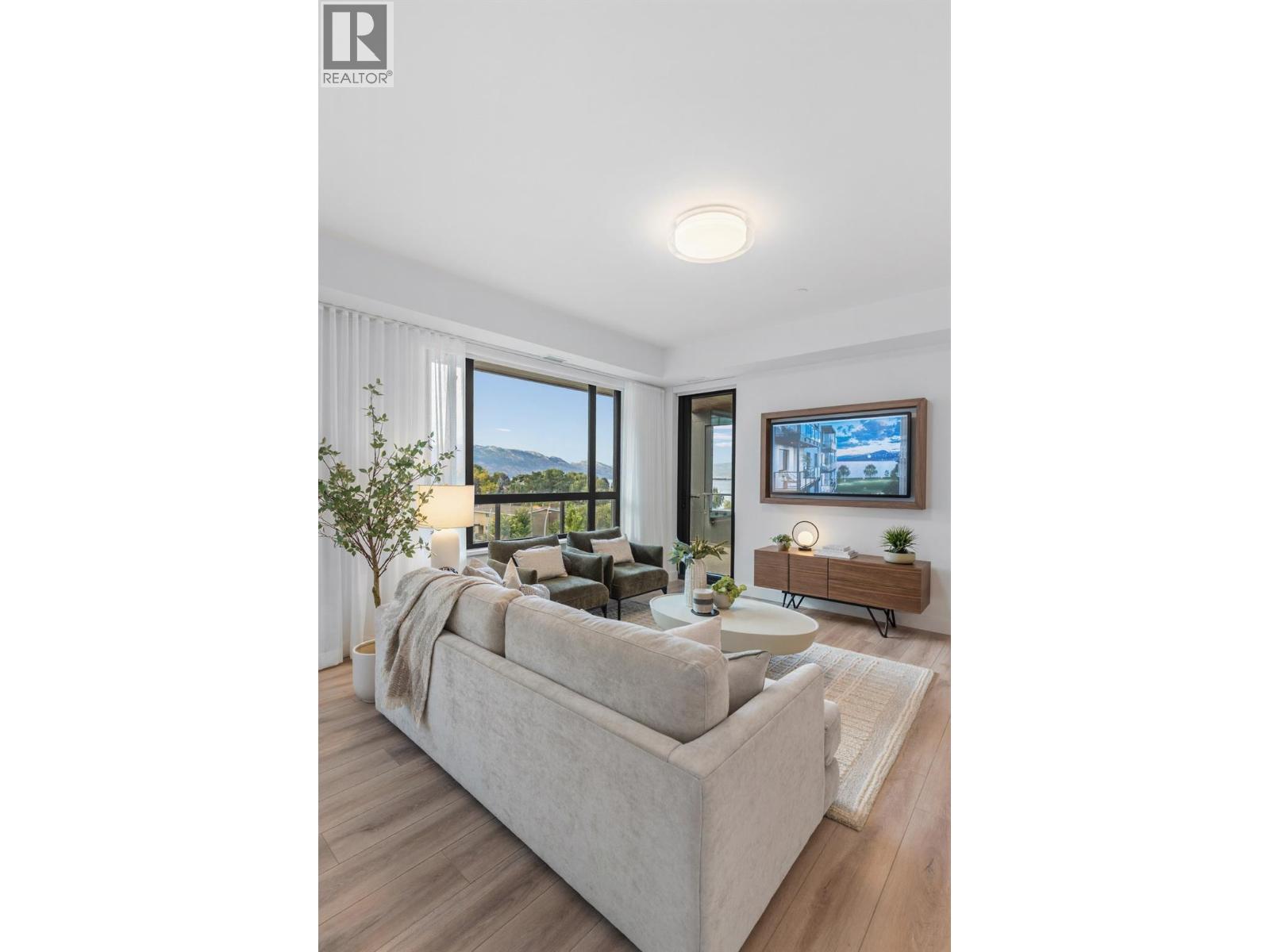 Picture for Unit #515, 3051 Abbott  Street