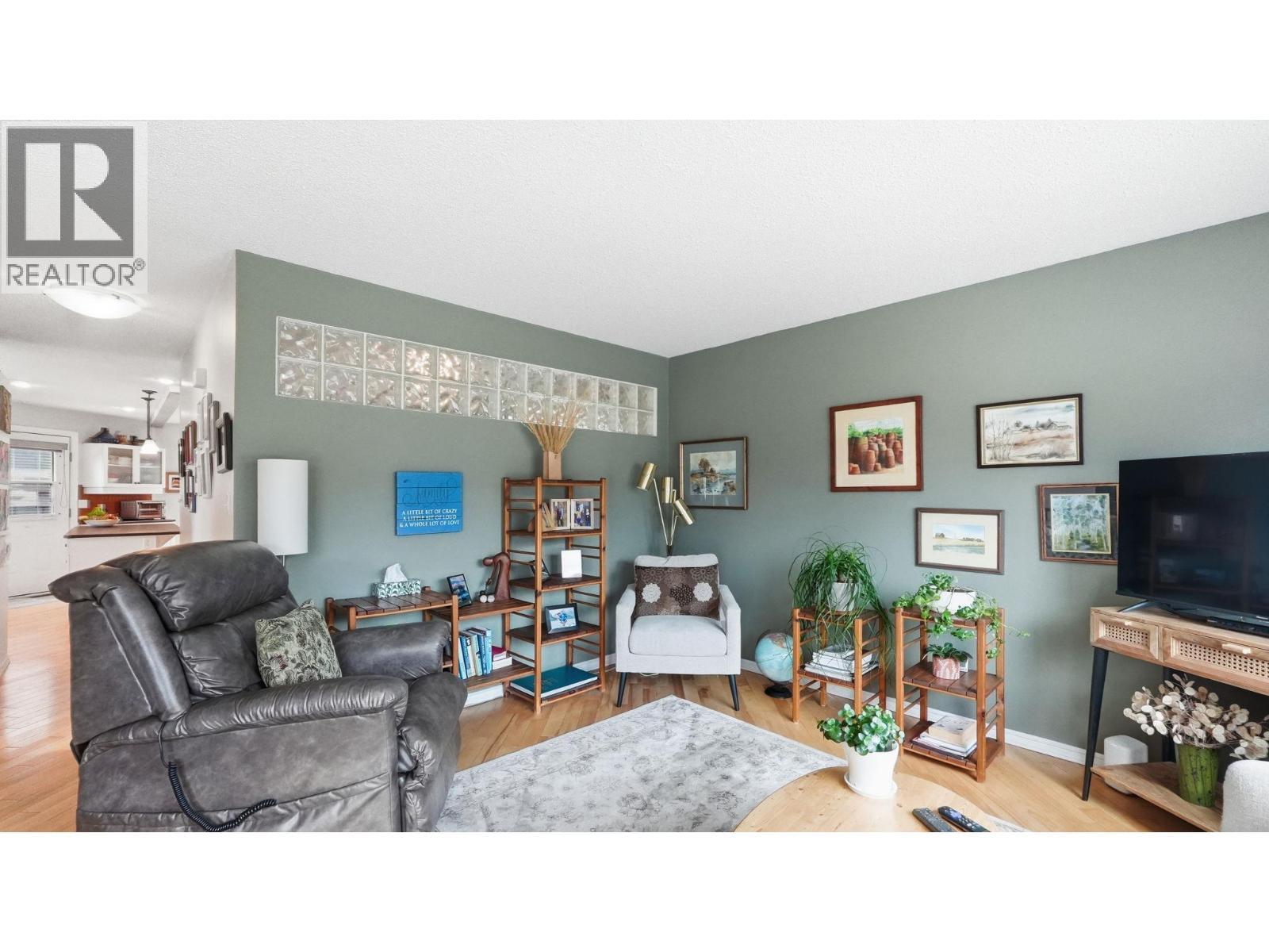 Picture for 381 Norton  Street