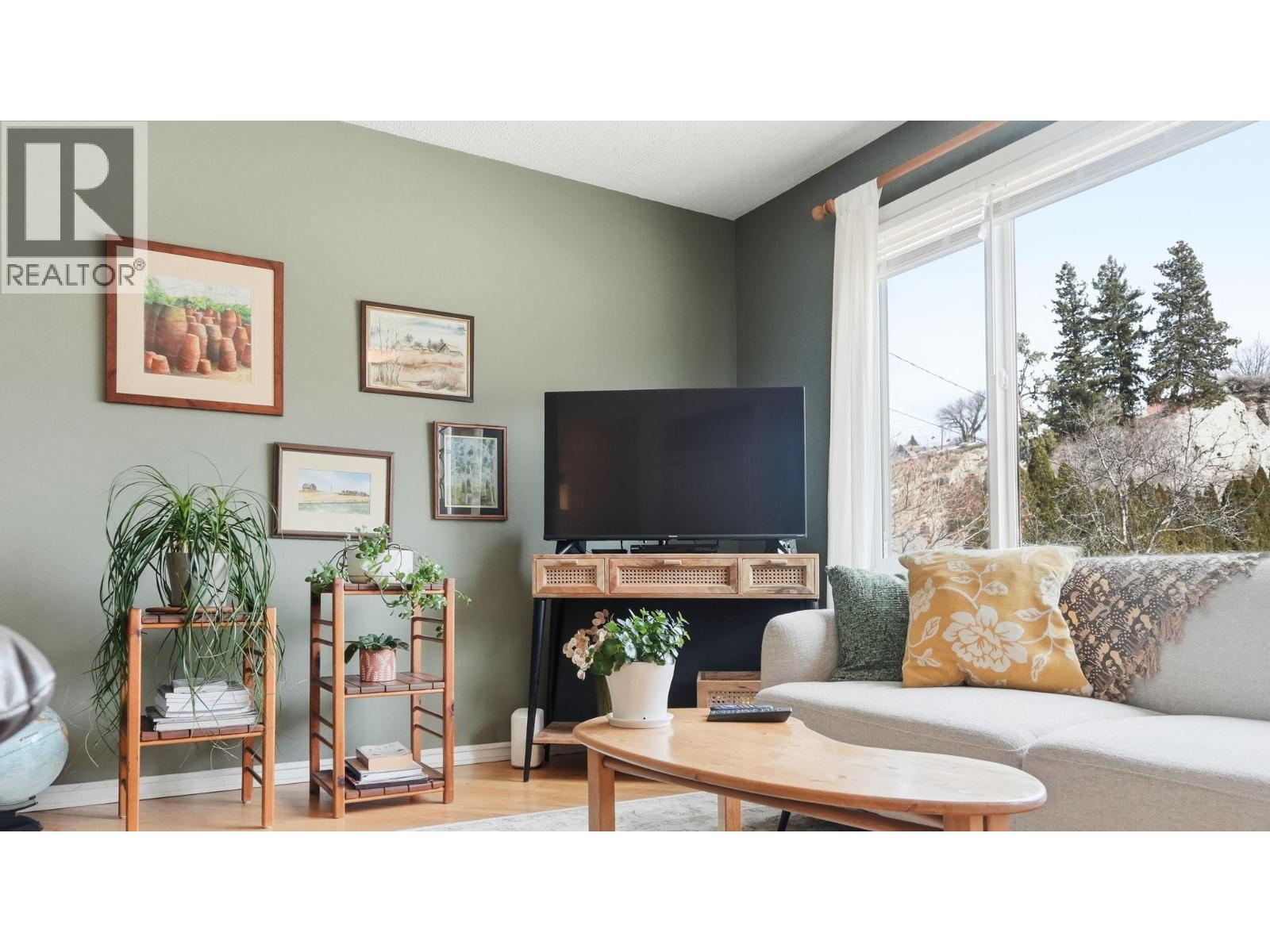 Picture for 381 Norton  Street