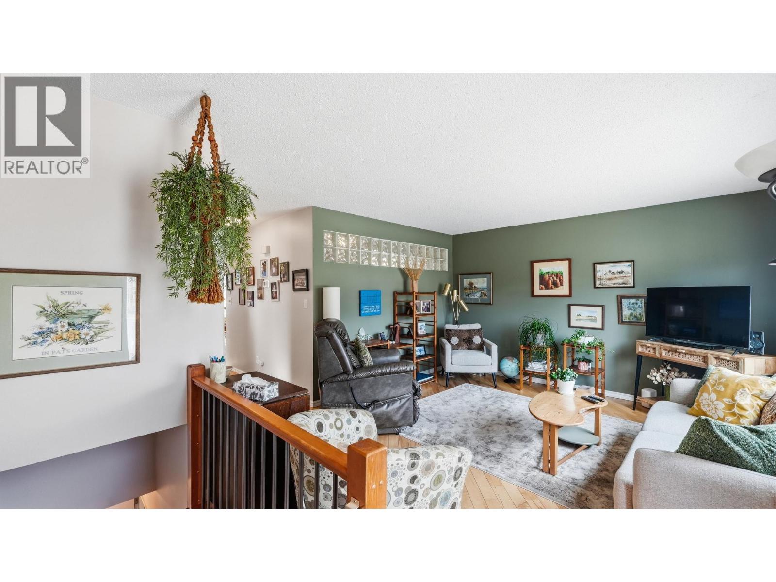 Picture for 381 Norton  Street