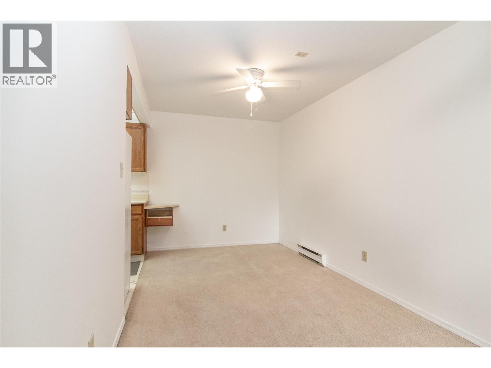 Picture for Unit #122, 575 Sutherland  Avenue