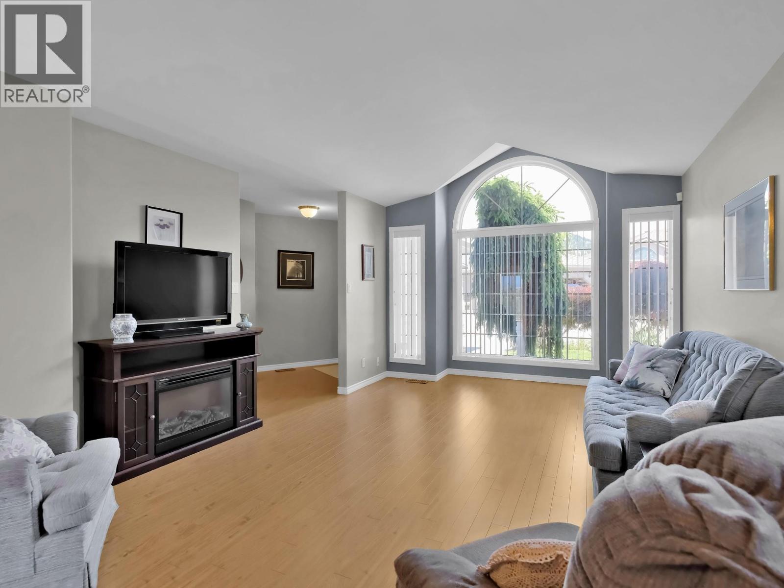 Picture for Unit #125, 1634 Carmi  Avenue