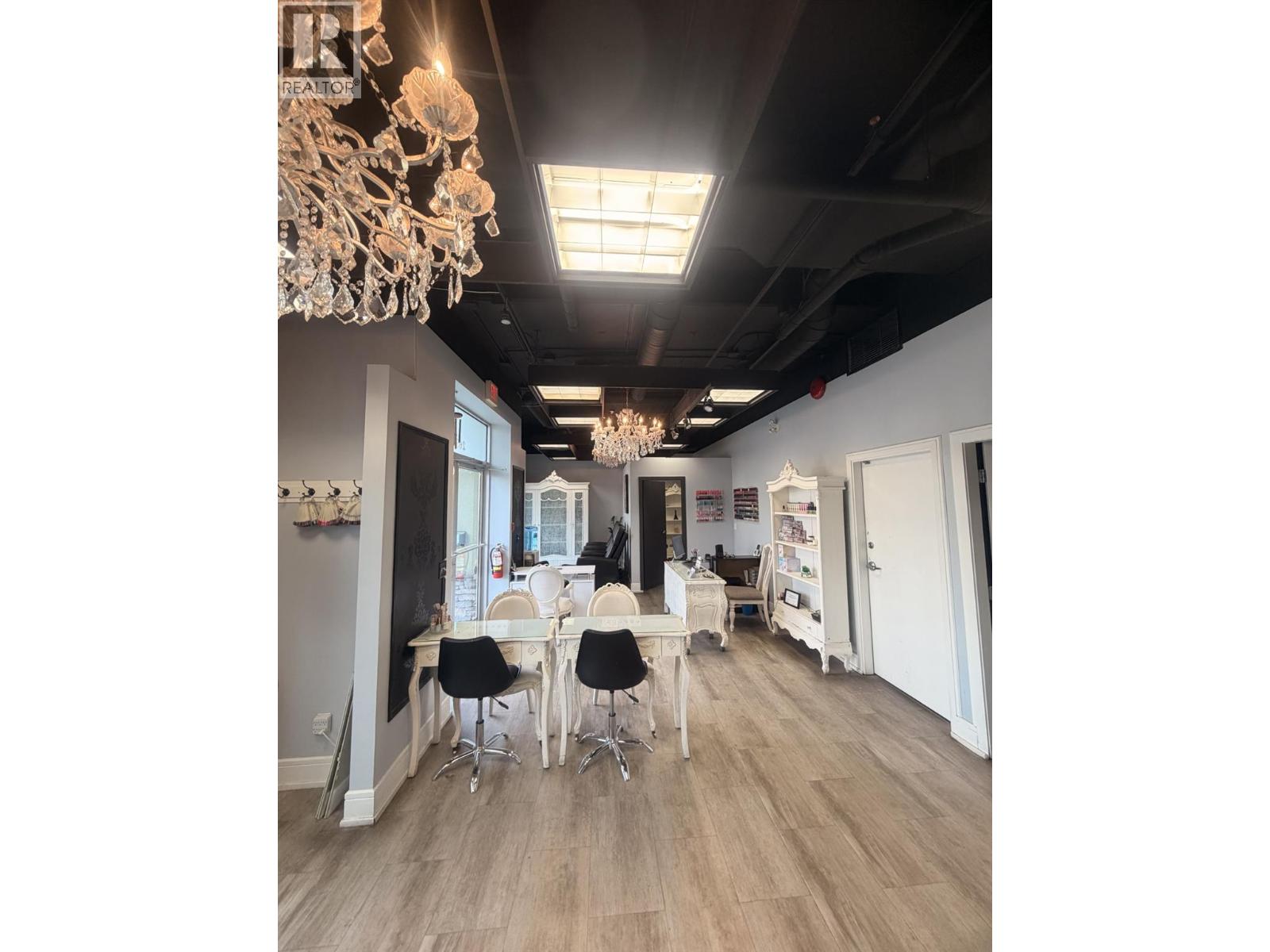 Picture for 2653 Pandosy  Street