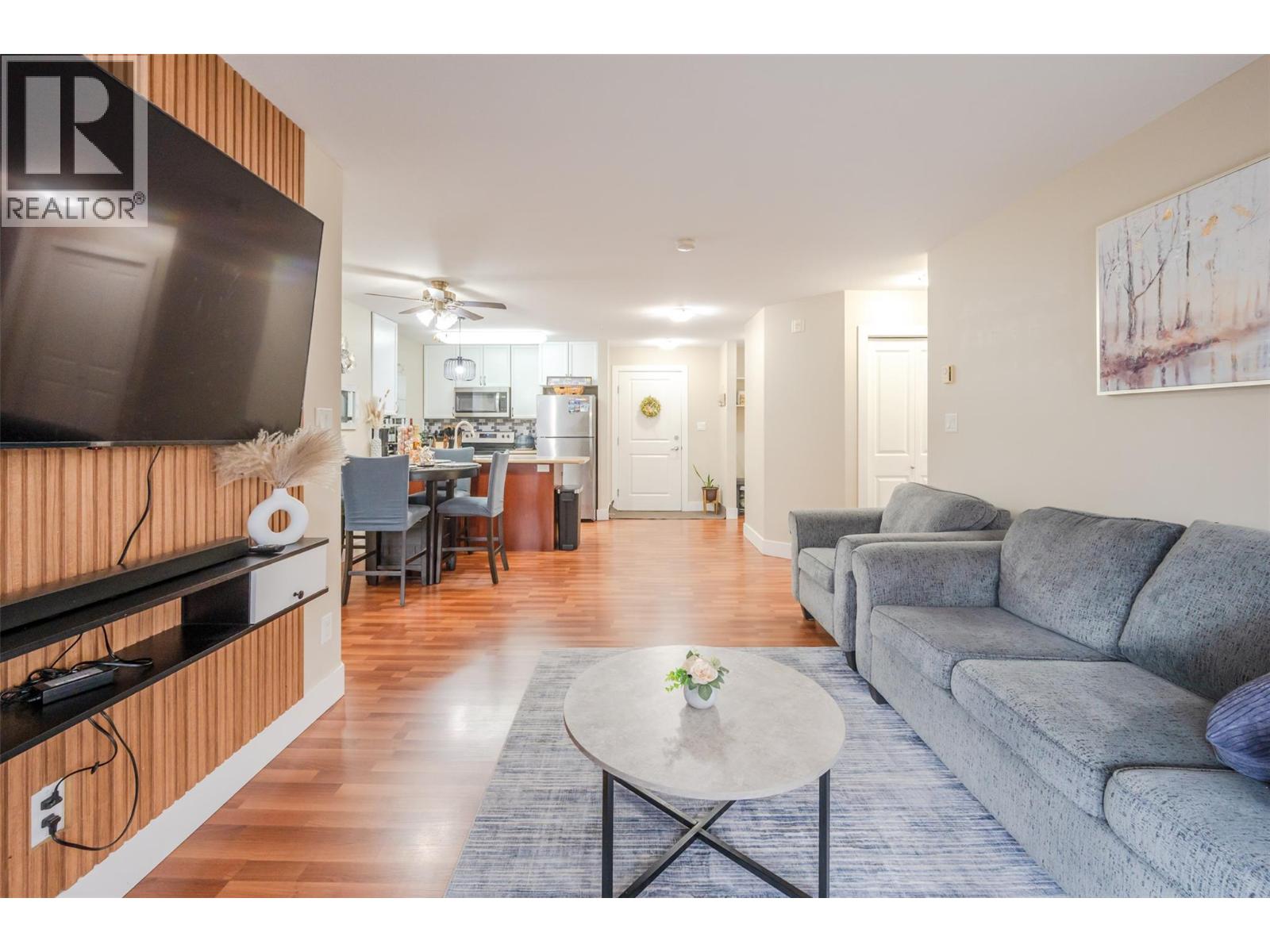 Picture for Unit #215, 256 Hastings  Avenue