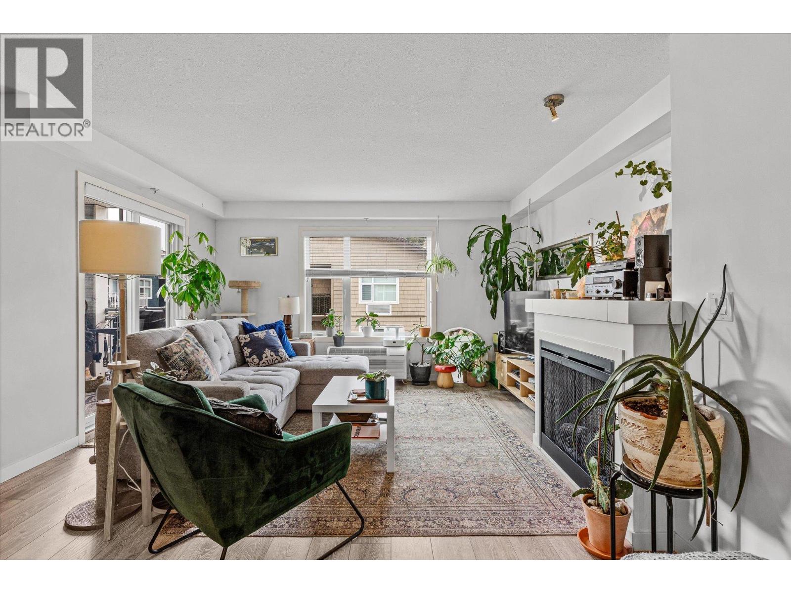 Picture for Unit #403, 539 Yates  Road