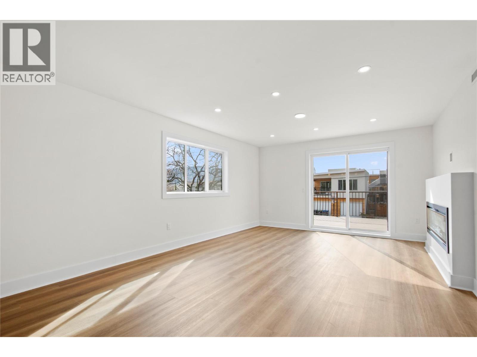 Picture for Unit #203, 578 Lakeshore  Drive