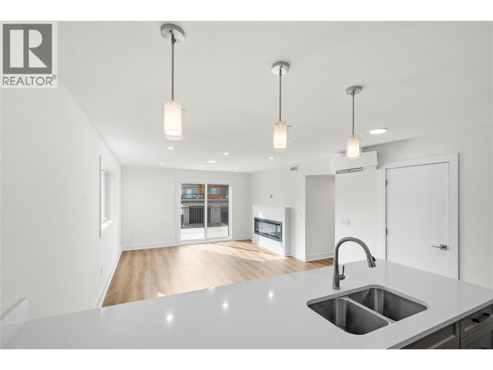 Picture for Unit #203, 578 Lakeshore  Drive